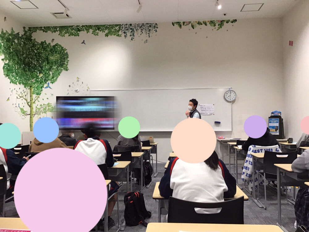 中学生「次年度に向けての決起集会＆3学期学年末テスト表彰式」を実施
