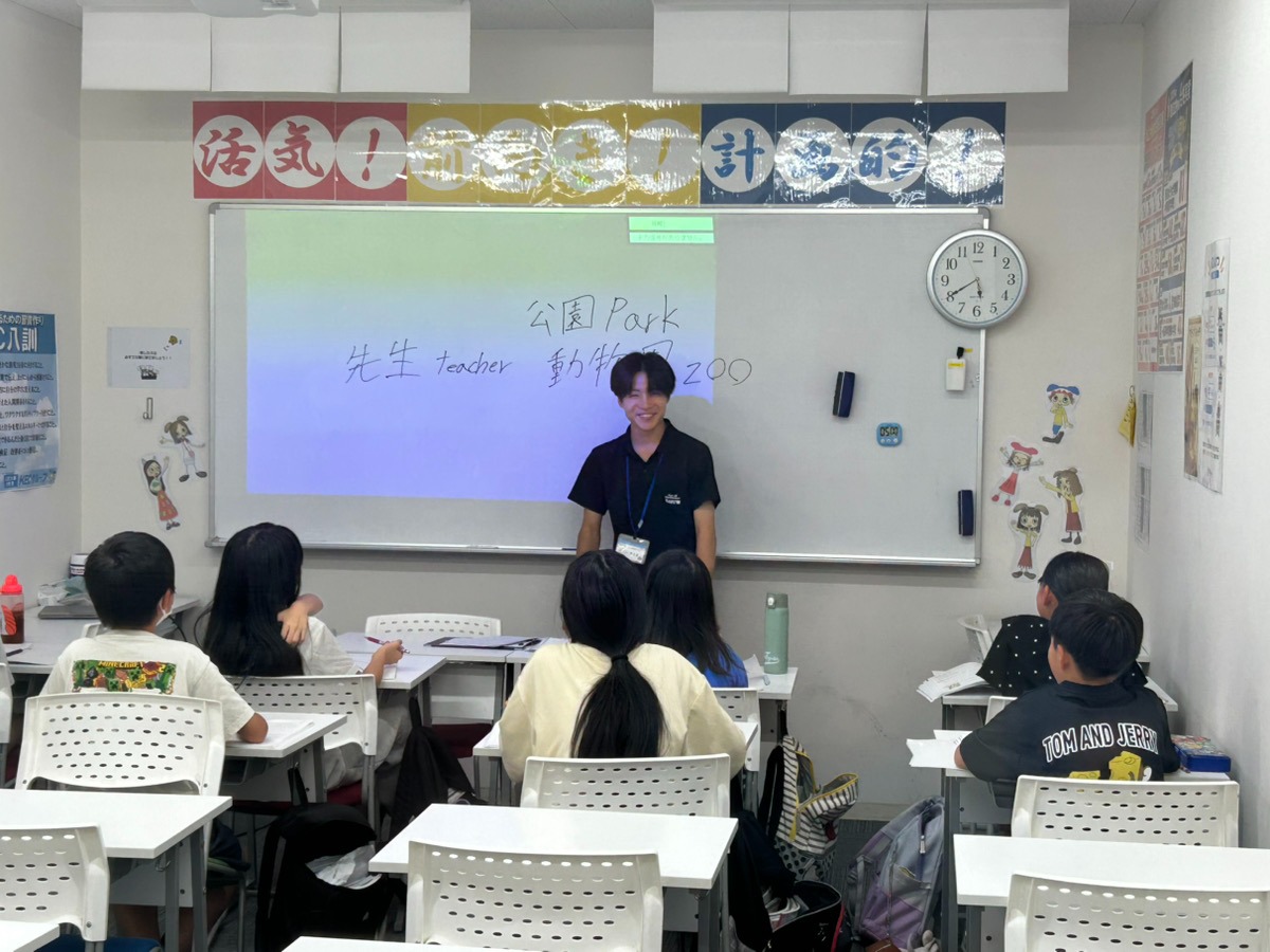 【夏期講習も終盤へ】各学年の熱心な取り組みと、年長様向け「入学準備講座」のご案内