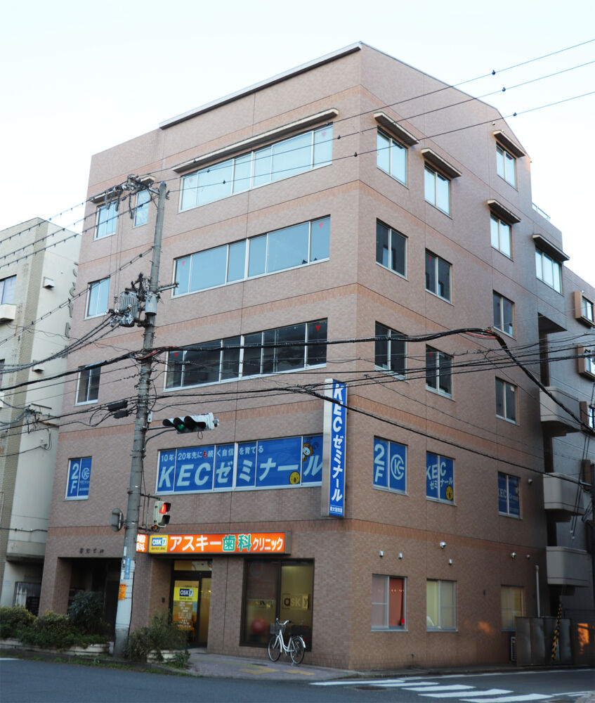 KECゼミナール新大宮教室の外観